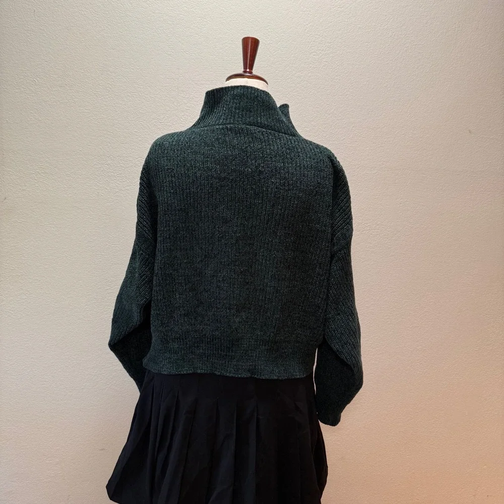 Jon‎ & Anna Contemporary Chenille Mock Neck Soft Knit Cropped Sweater Women L